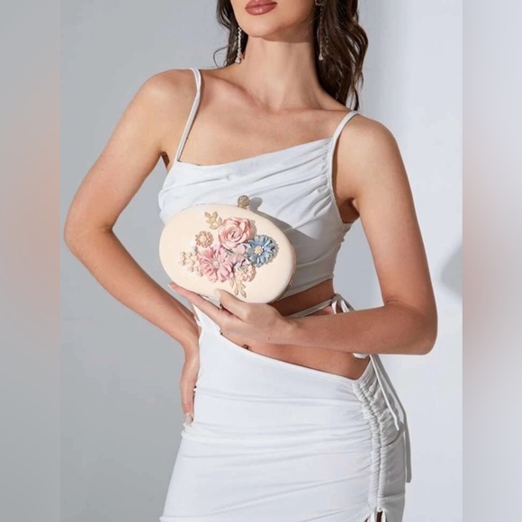 New Evening Clutch, Purse, Bag - Picture 3 of 8